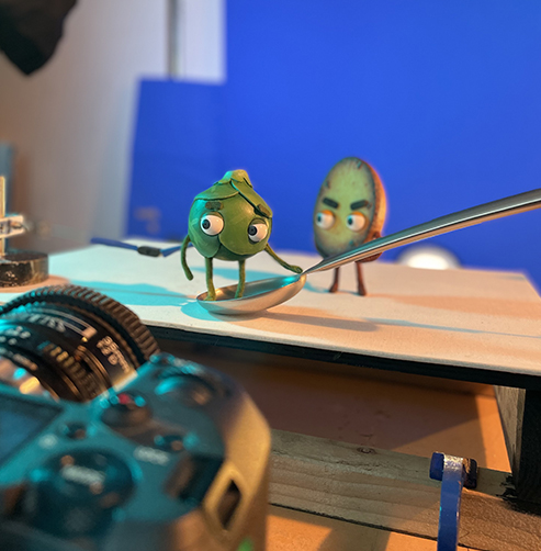 Stopframe Puppet Animation: Vegetable Puppets On Set